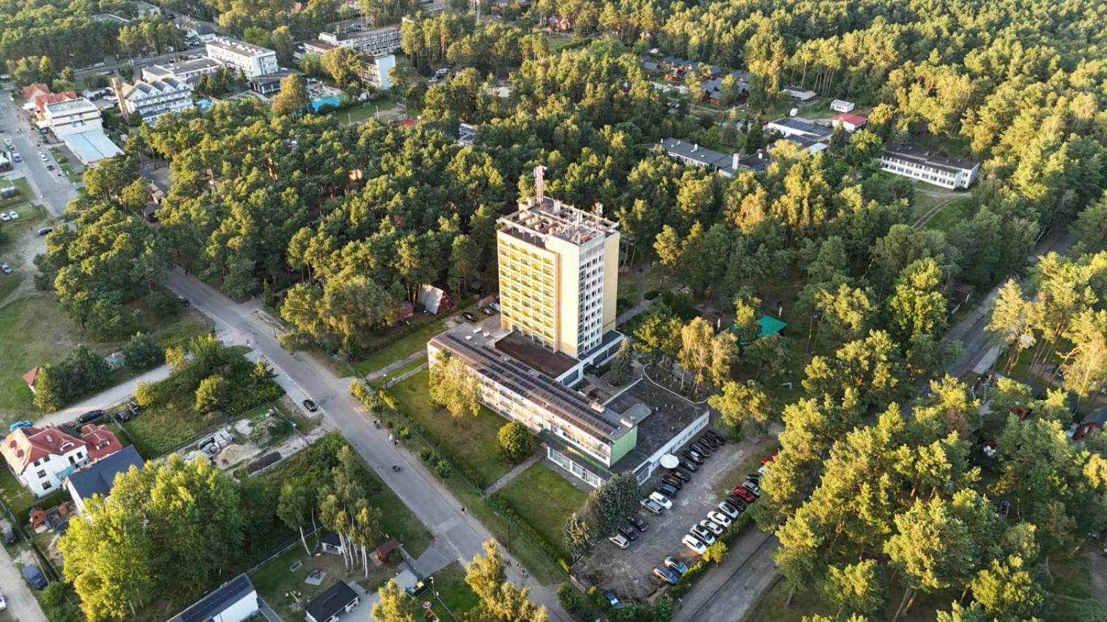 Krysztalowa Przystan Мжежино Экстерьер фото
